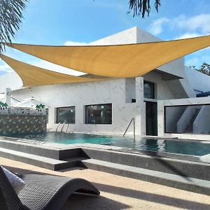 Cave Beach Resort